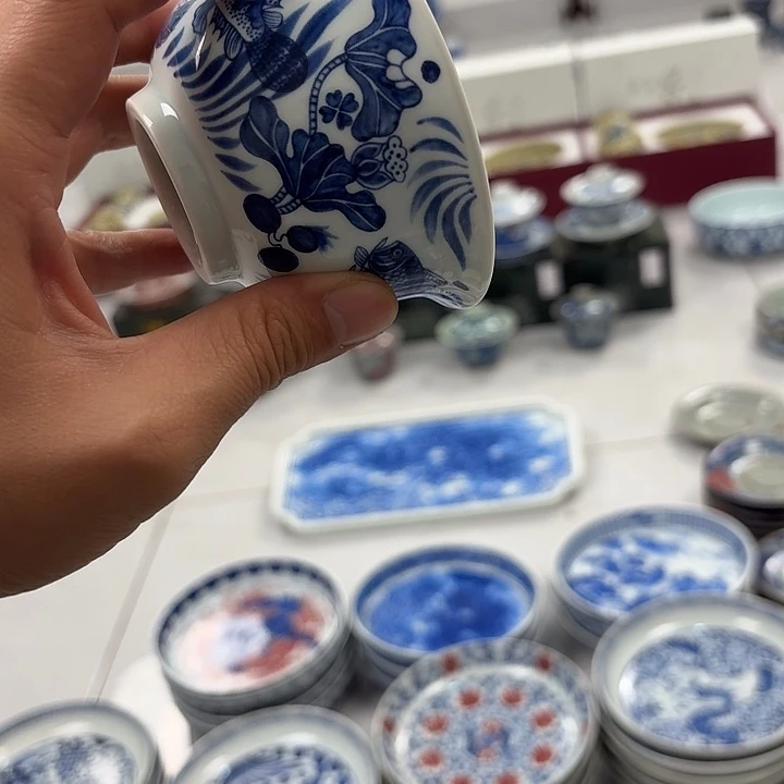 瓷片青花鱼藻大压手杯景德镇
