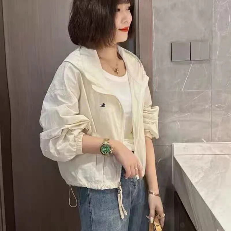 250长袖防晒短外套防晒服女收口袖连帽女士薄款