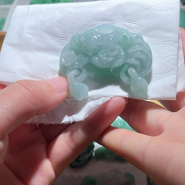 翡翠未镶嵌颈饰天然