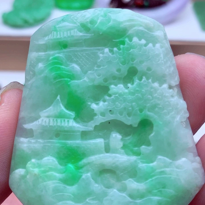 翡翠未镶嵌吊坠(不含链)