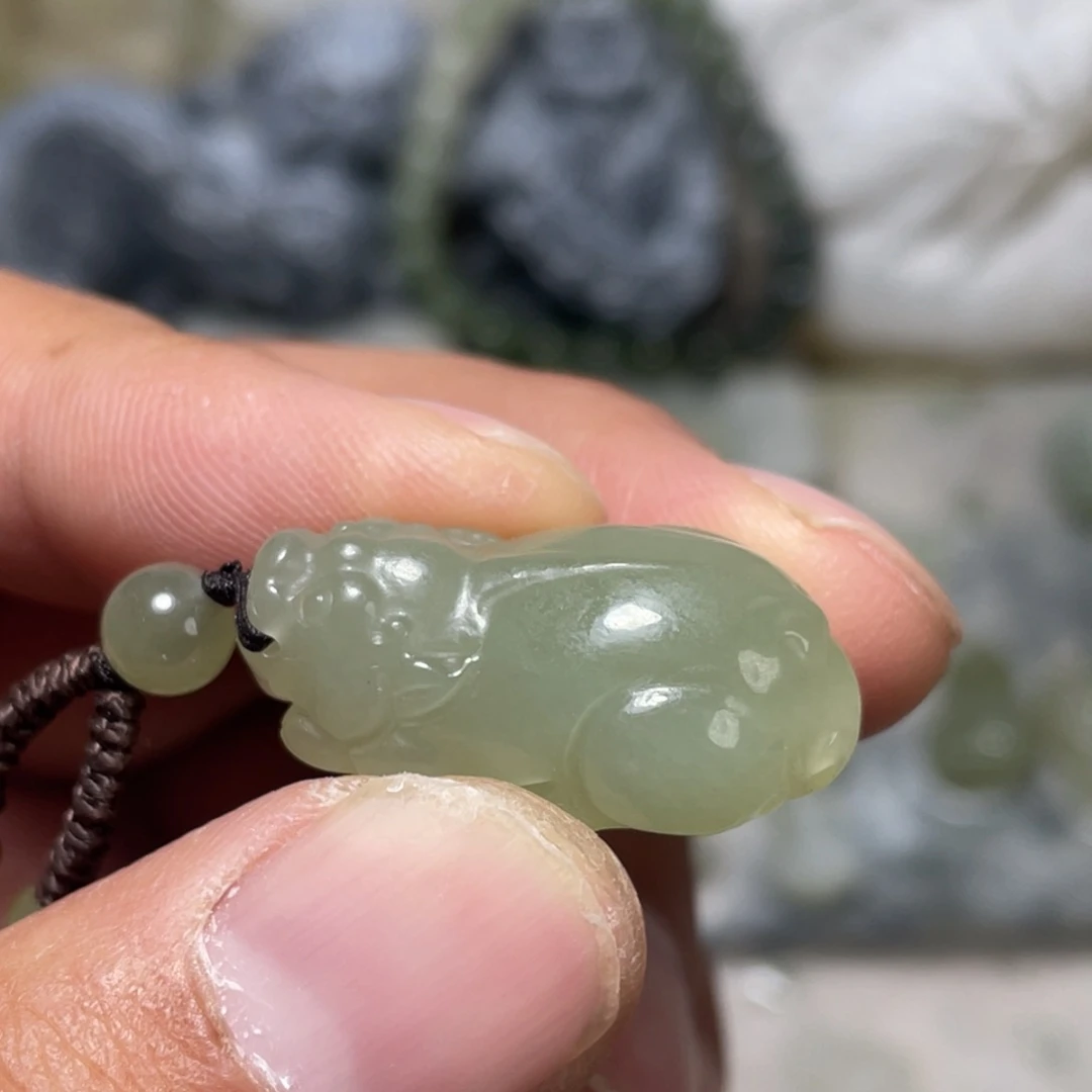 颈饰未镶嵌和田玉