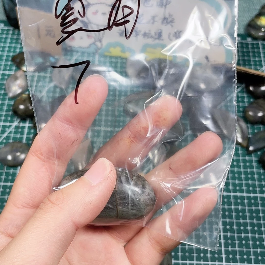 长石吊坠(不含链)未镶嵌?*月