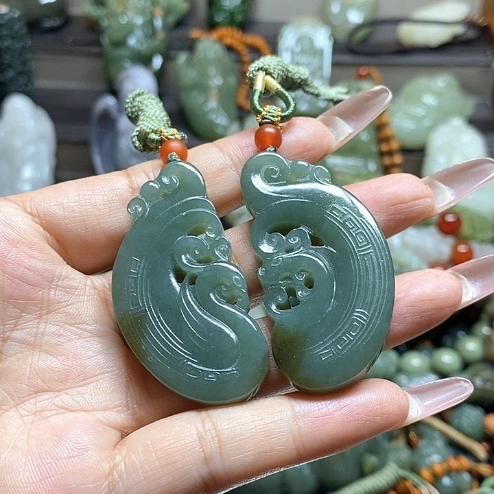 和田玉未镶嵌挂件