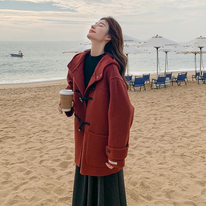新年红色双面羊毛大衣女2025春季新款小个子牛角扣连帽羊毛呢外套