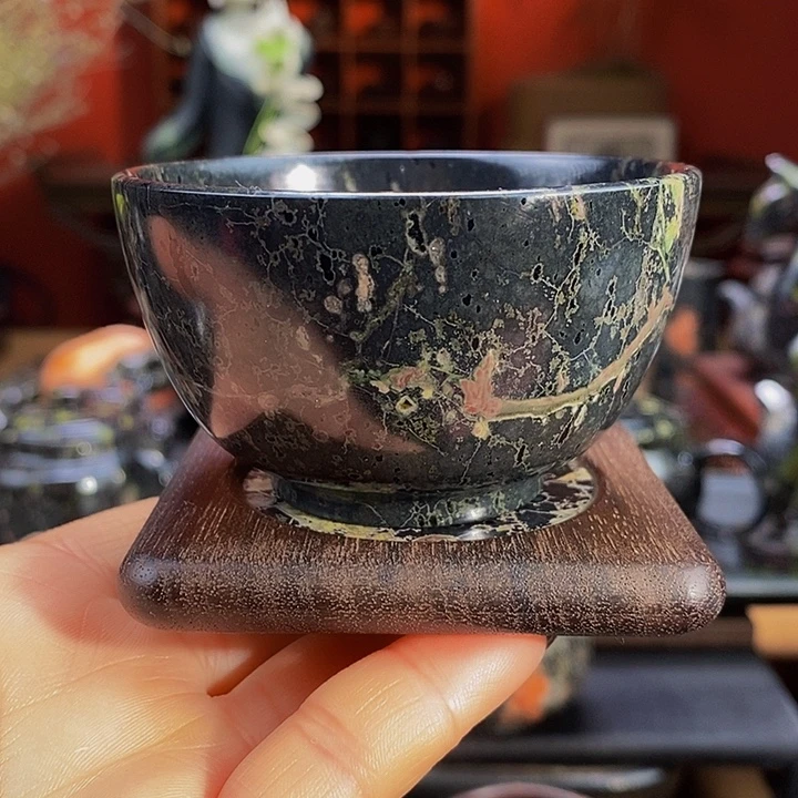 梅花玉精美梅花主人杯