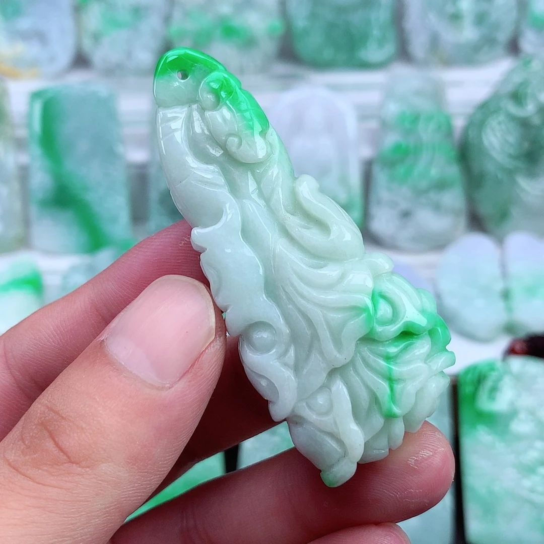 翡翠未镶嵌颈饰翡翠吊坠