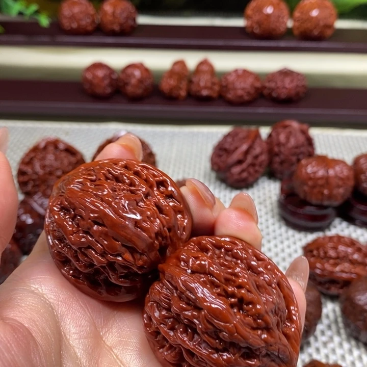 文玩核桃把件虎头王