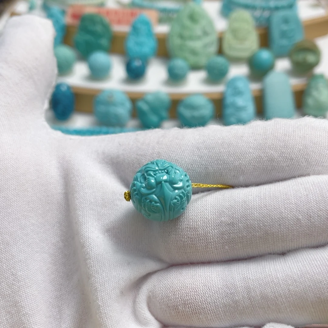 绿松石未镶嵌珠宝奇石