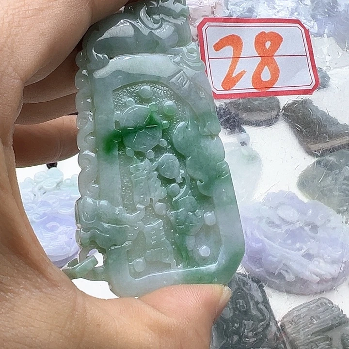 翡翠颈饰未镶嵌葫***身
