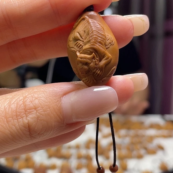 橄榄核吊坠橄榄核