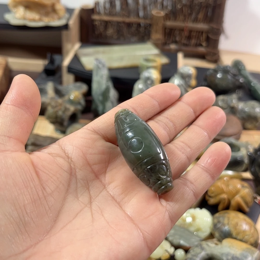 d***l岫岩河磨玉（透闪石质玉）未镶嵌挂件