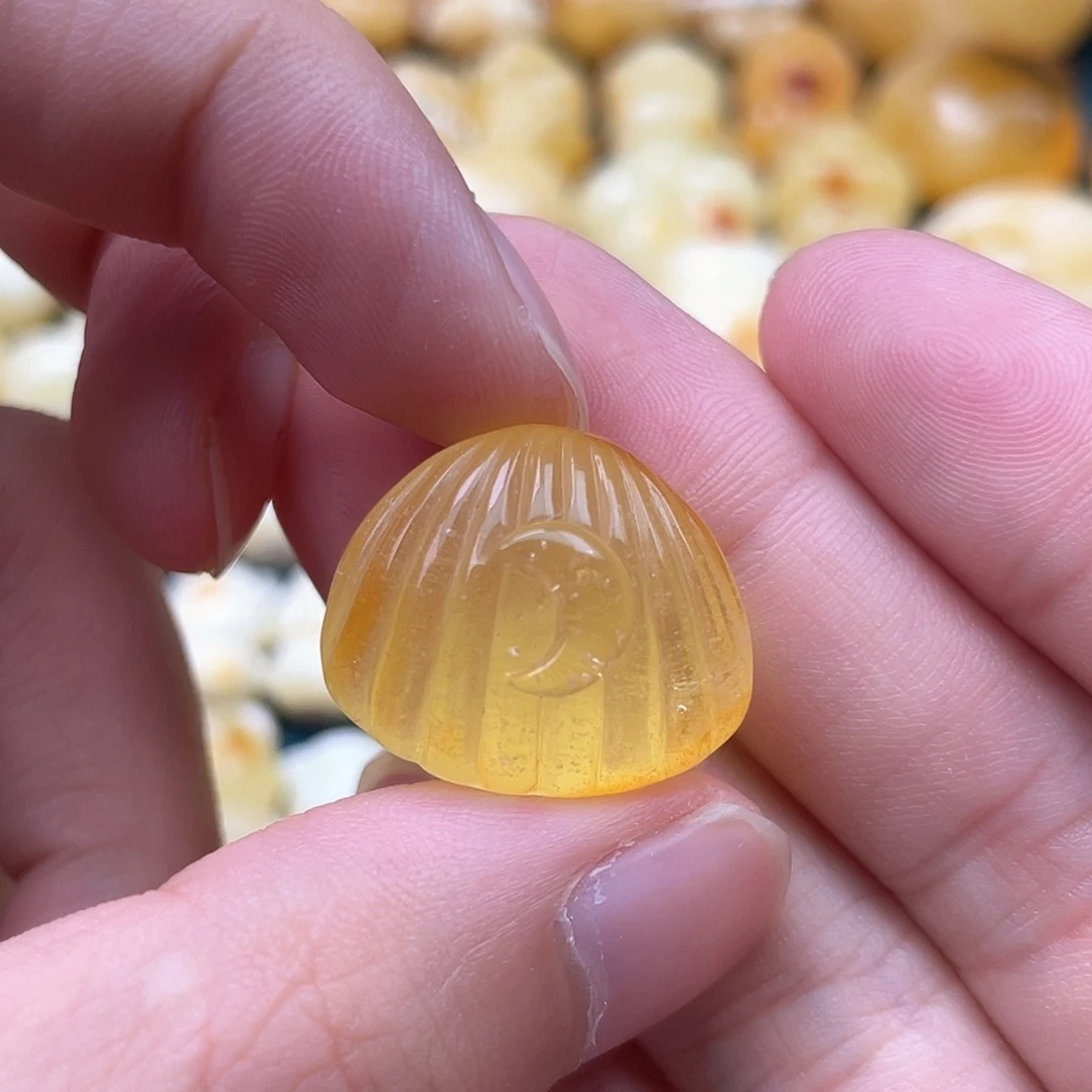 未镶嵌琥珀裸石蜜蜡