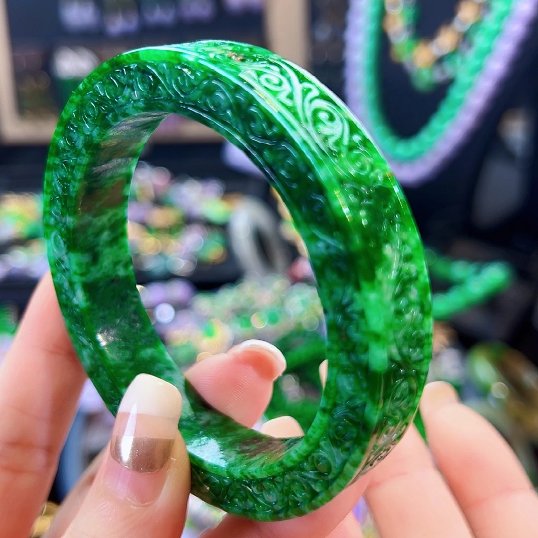 翡翠未镶嵌手镯签收后24小时鉴赏期