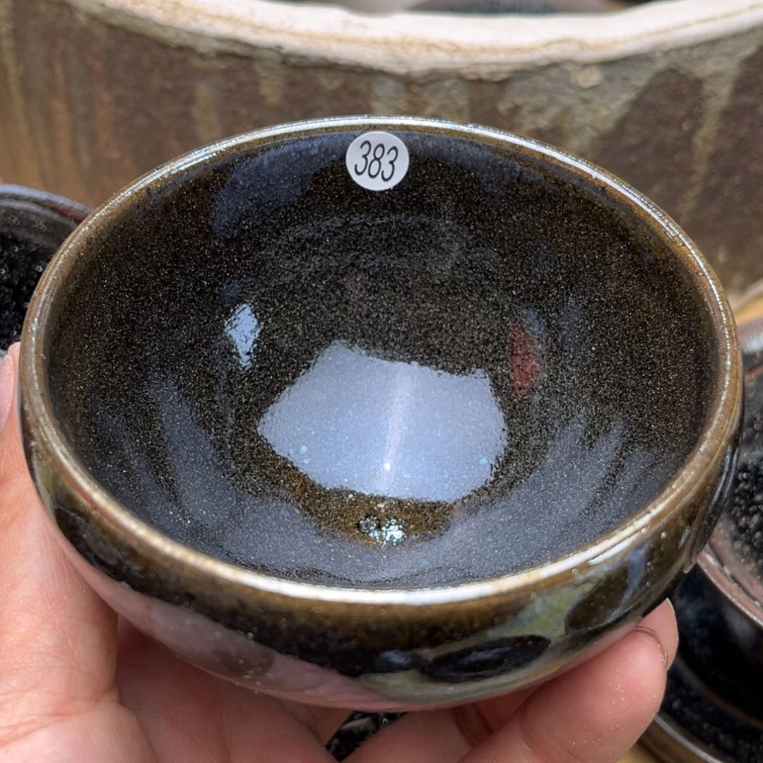 茶盏义兴龙窑坚持真柴烧