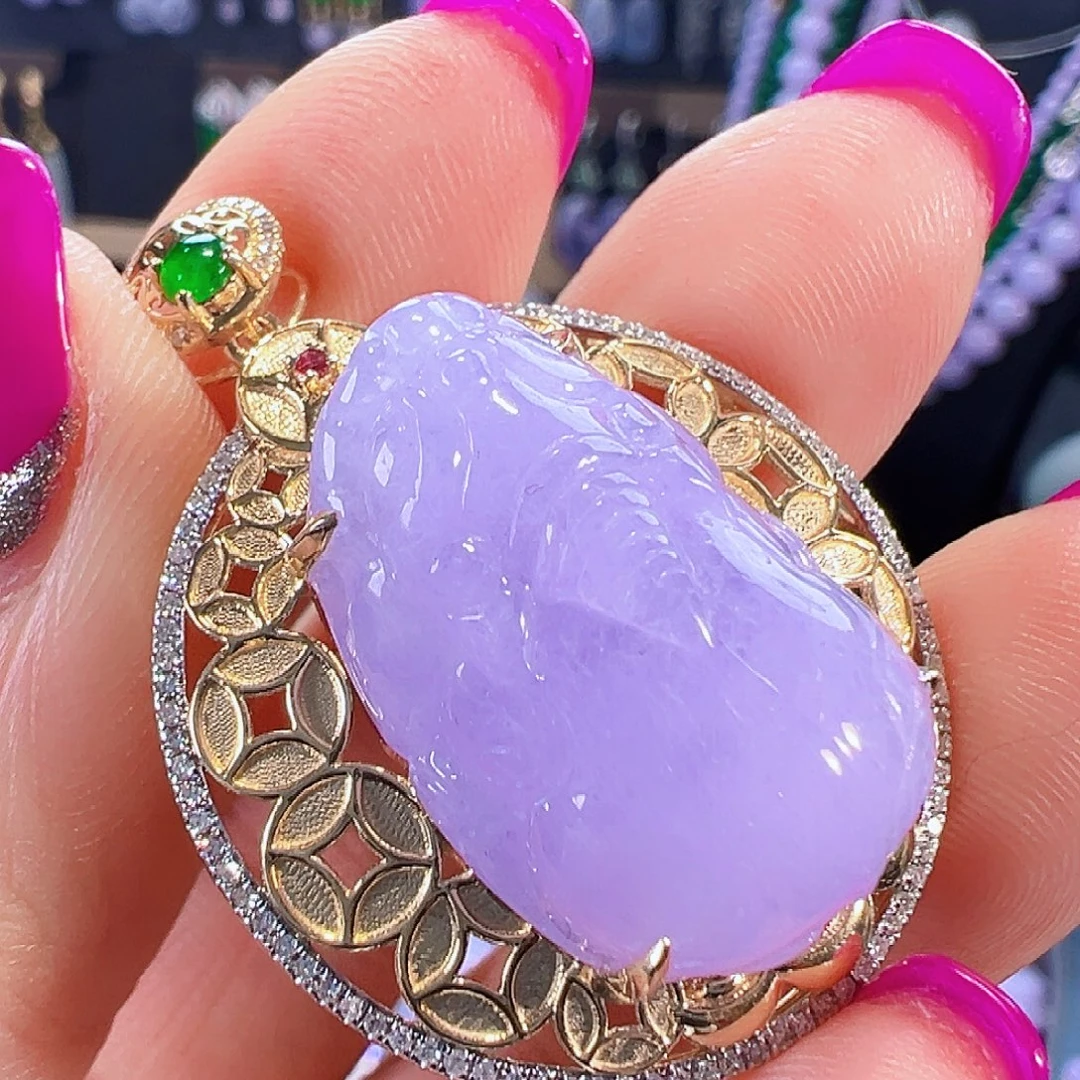 翡翠18K金镶嵌颈饰签收后24小时鉴赏期