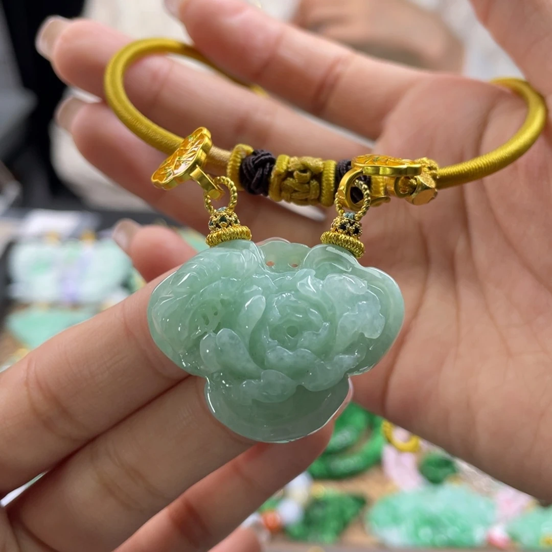 颈饰未镶嵌翡翠代编织