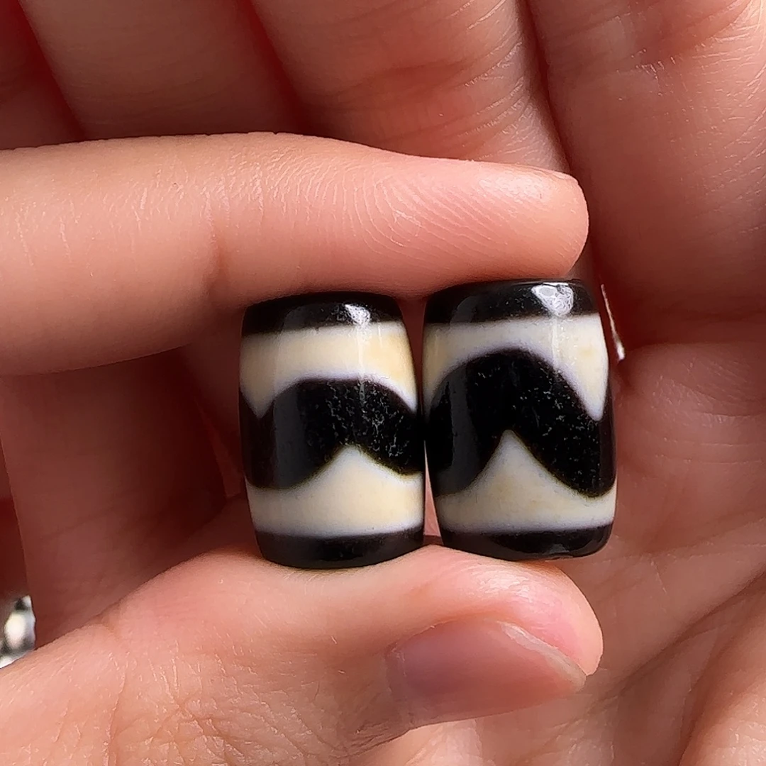 寻***古未镶嵌颈饰玛瑙/玉髓