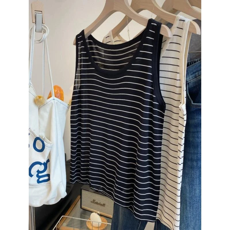 【细条小背心】时尚宽松U领工字背心内搭打底衫