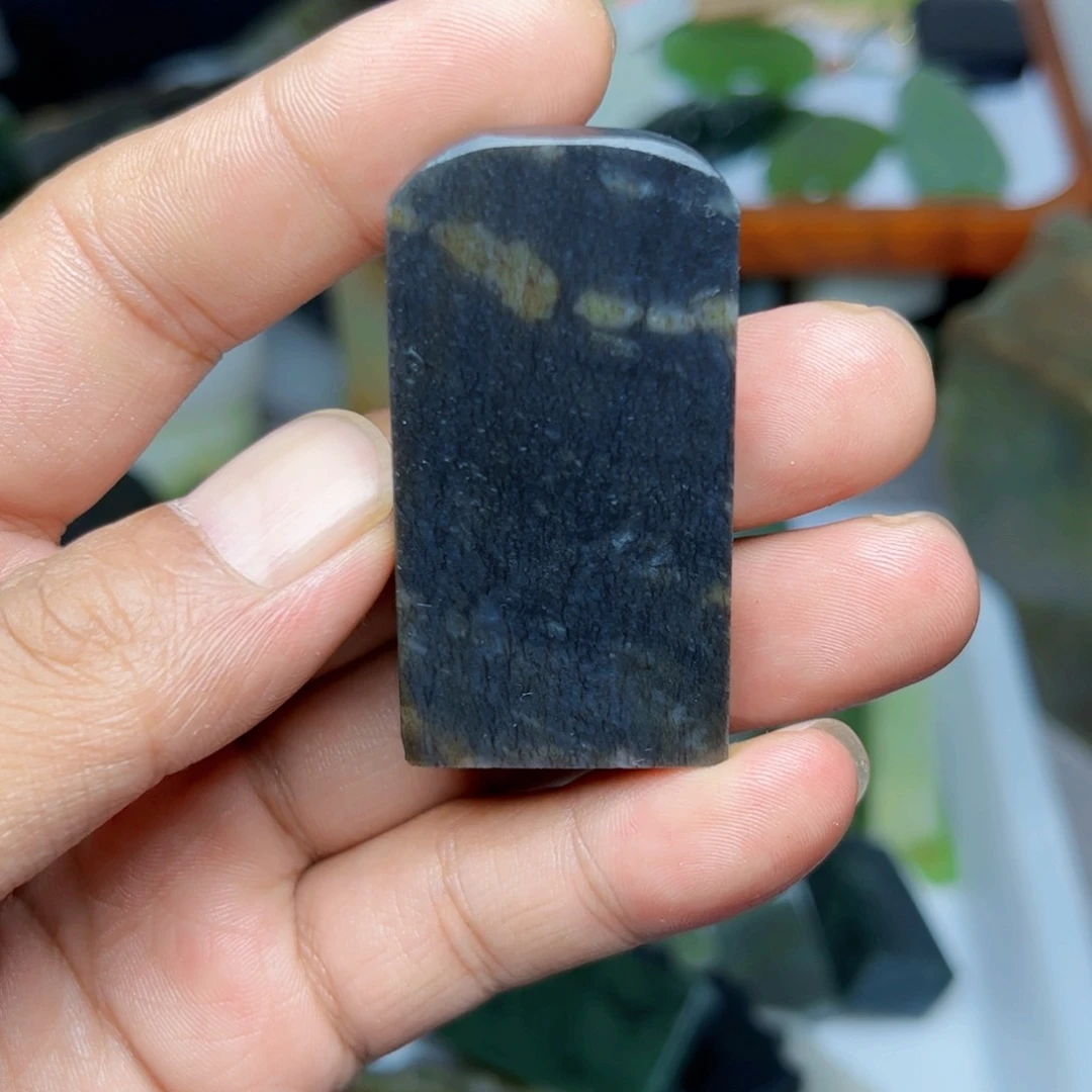 未镶嵌和田玉珠宝半成品