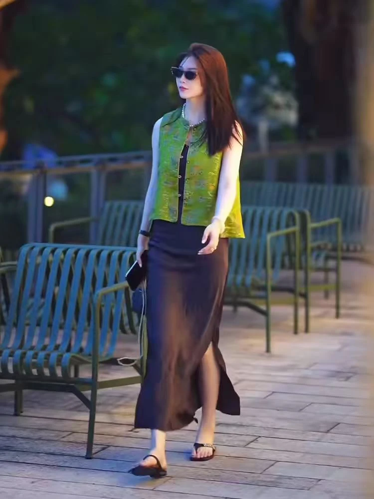 新中式女装国风马甲2025新款薄款夏季绿色印花马夹连衣裙两件套女