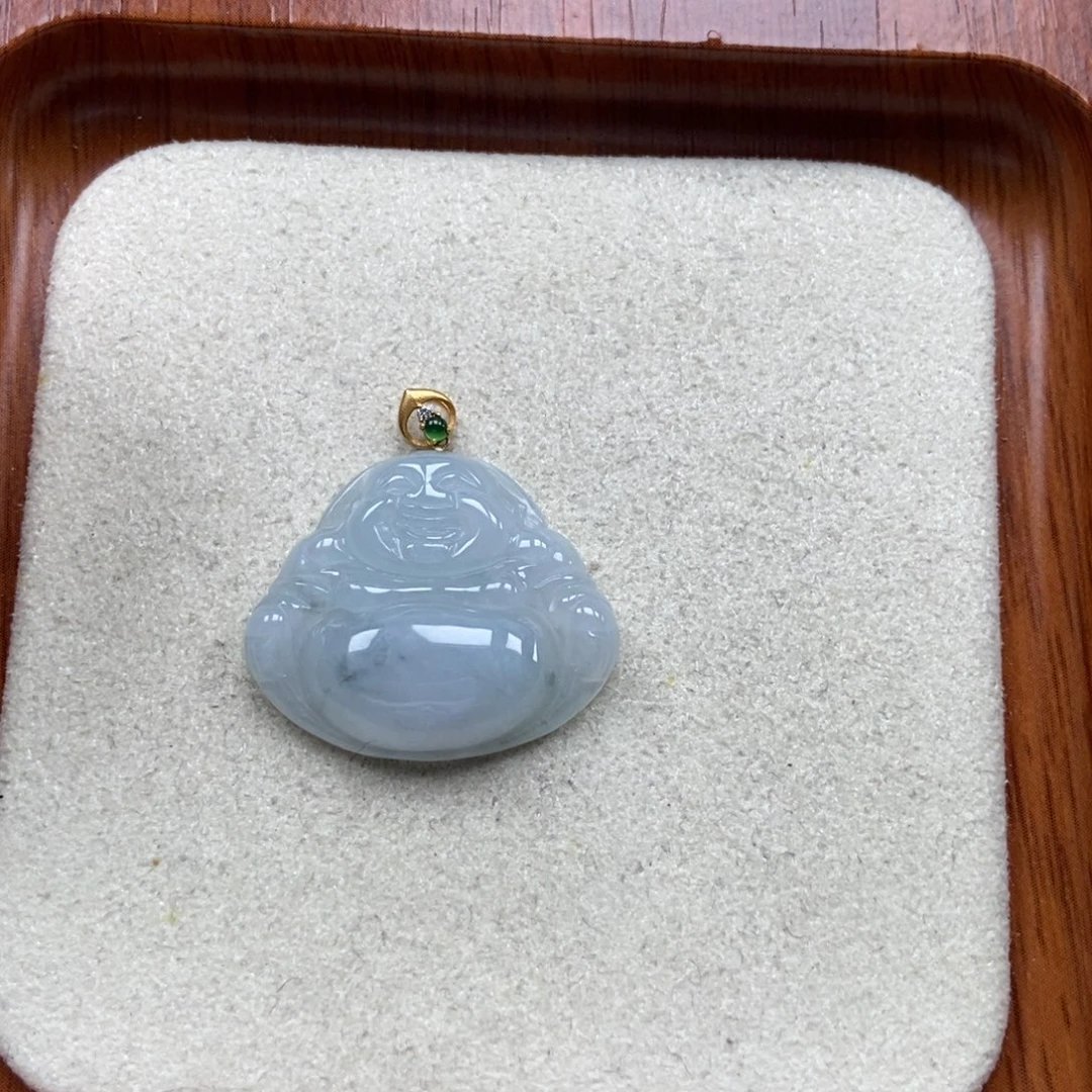 翡翠未镶嵌颈饰佛公