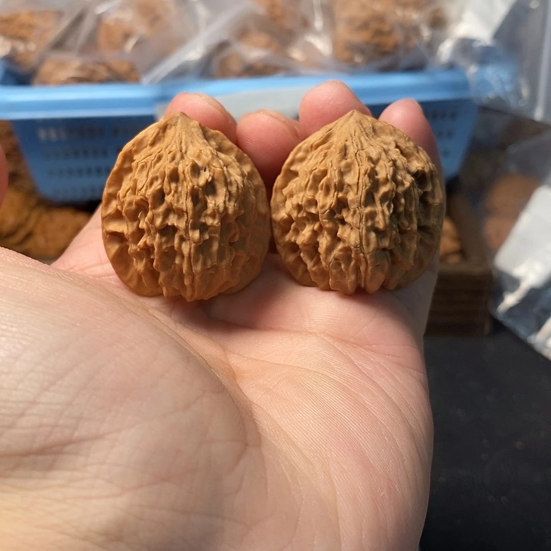 1文玩核桃熔岩公子帽34-501