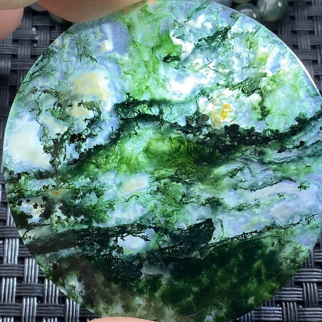 未镶嵌颈饰玛瑙/玉髓默*