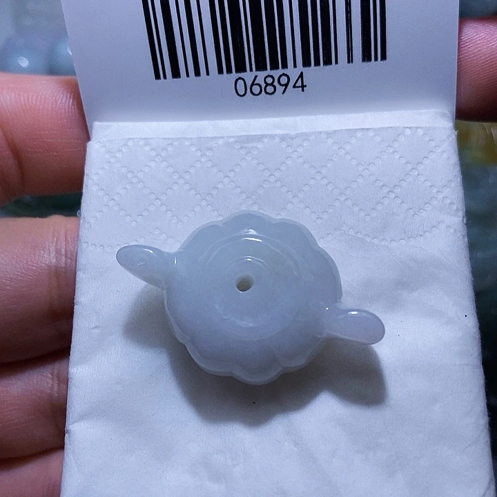 翡翠未镶嵌颈饰天光墟翡翠市场现金代购