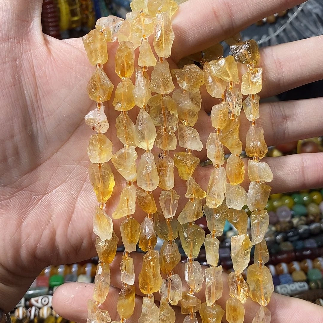 石英质玉未镶嵌，天然黄水晶冰糖随行一条，
