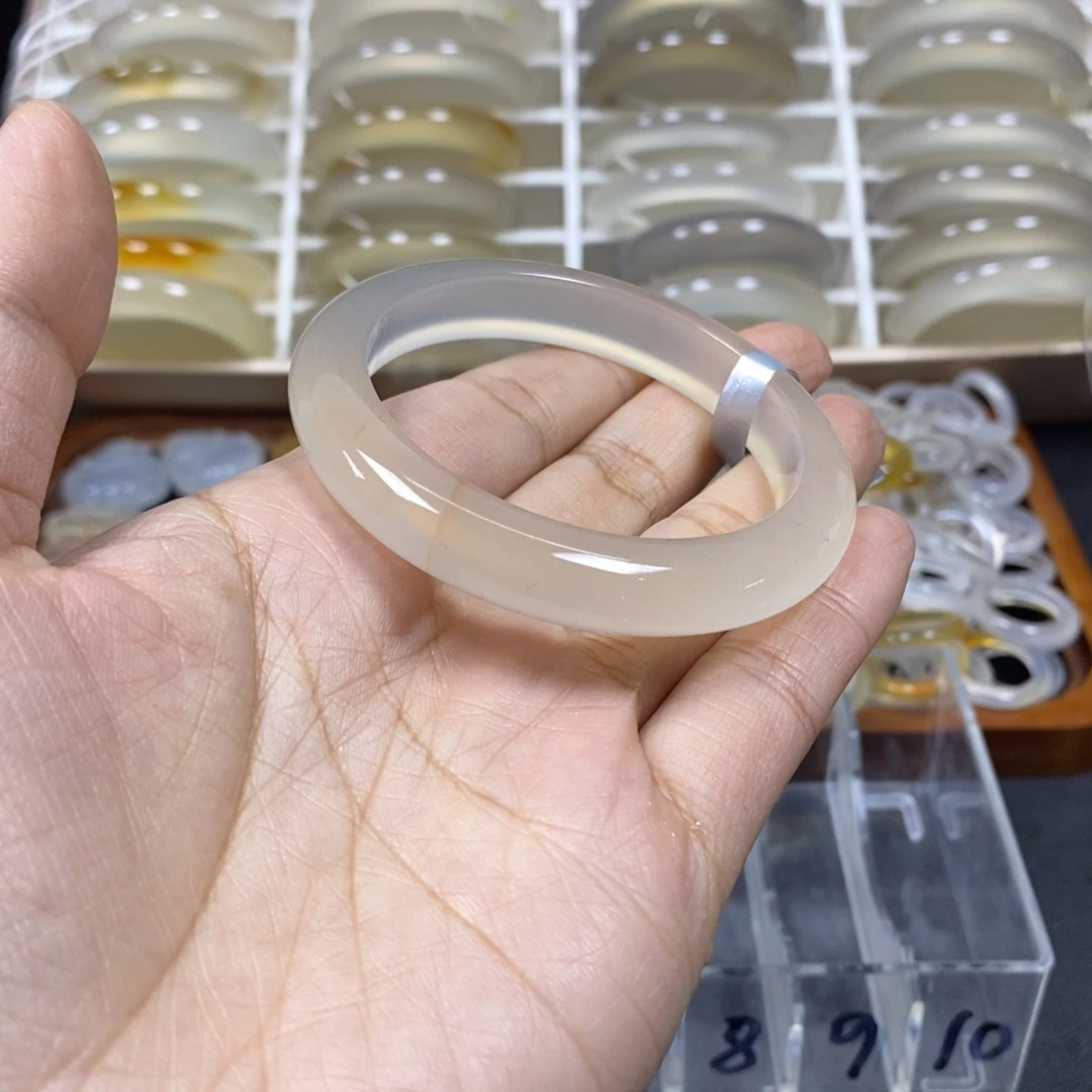 玛瑙/玉髓未镶嵌手镯