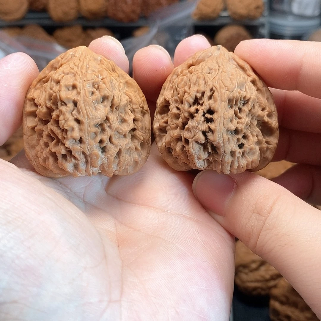 1文玩核桃南疆石42-431