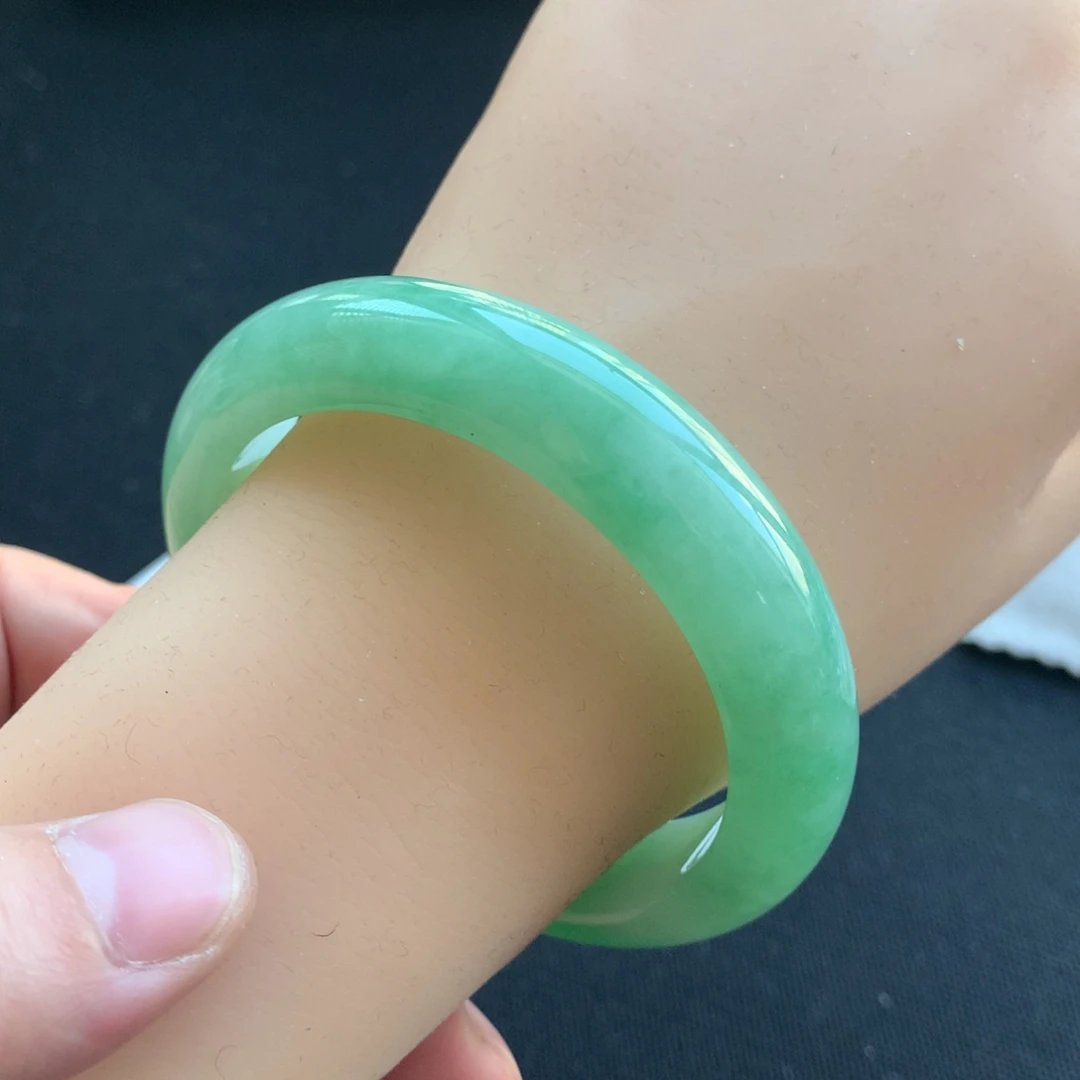 翡翠未镶嵌手镯26号54正