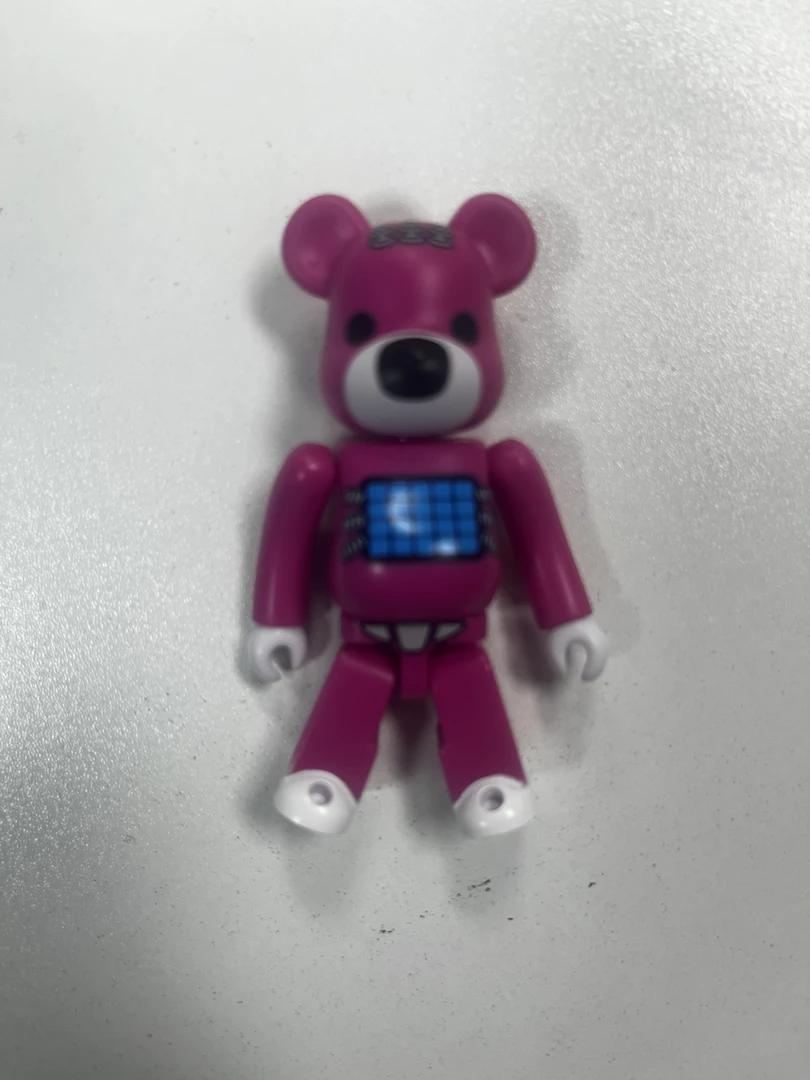 搪胶毛绒挂件，（值播开合）