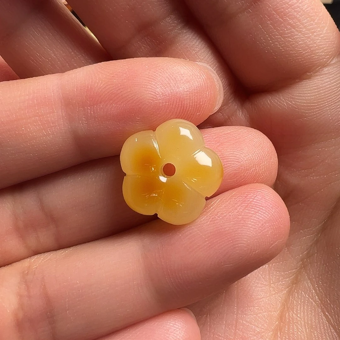 蜜蜡颈饰未镶嵌五瓣花