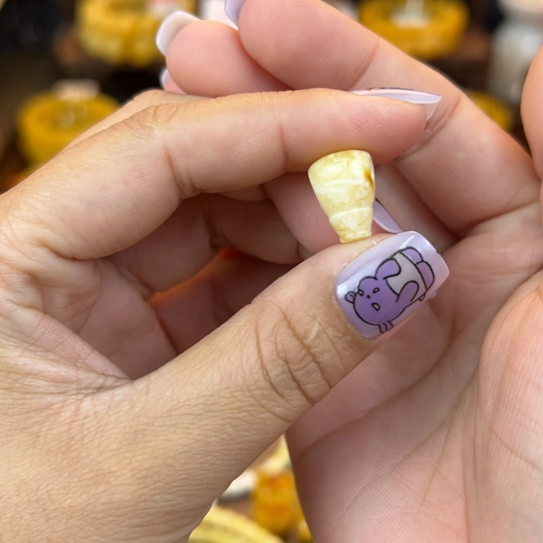 琥珀裸石未镶嵌knnjjjjjkm