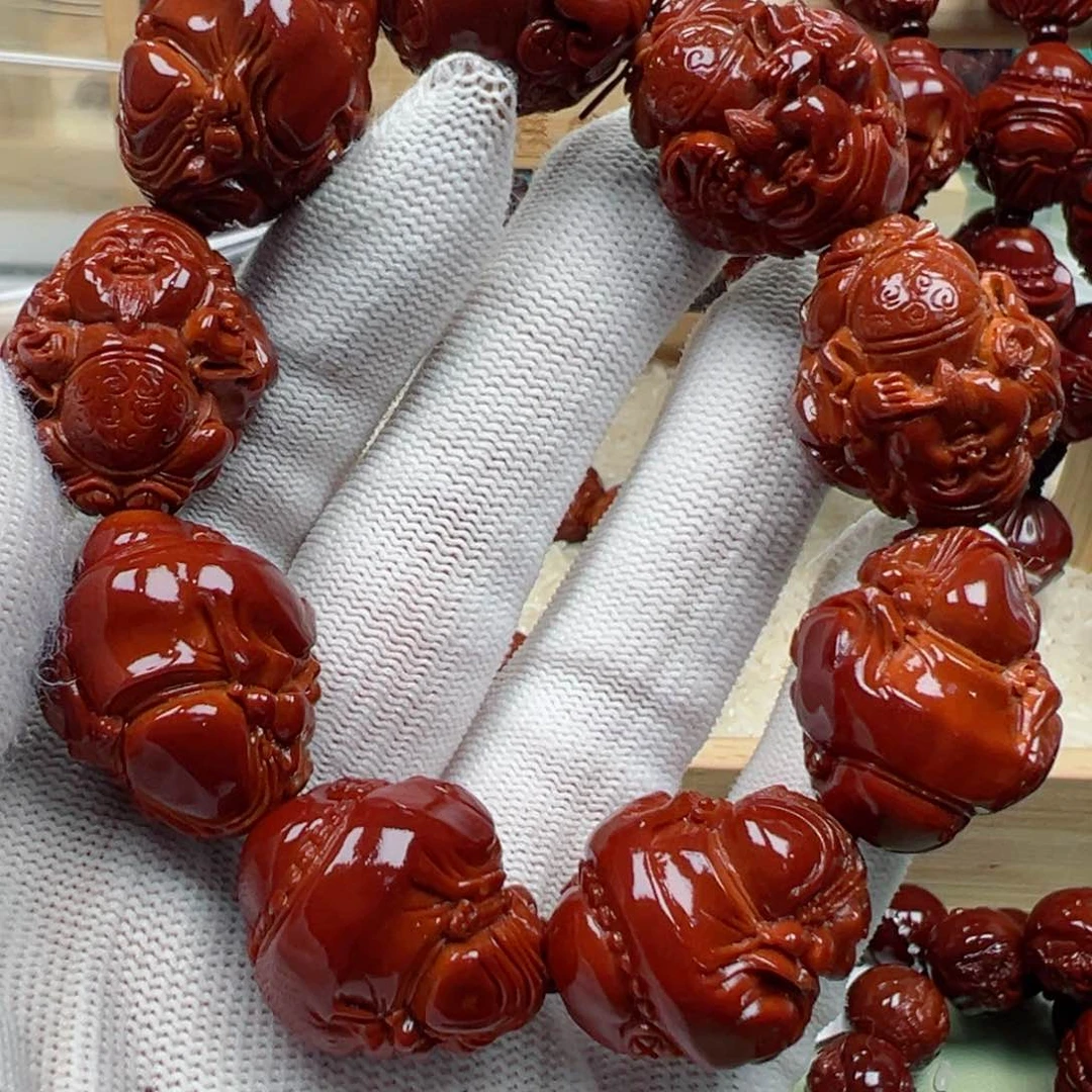 【闪购商品】橄榄核吊坠万**兽84346897545789998