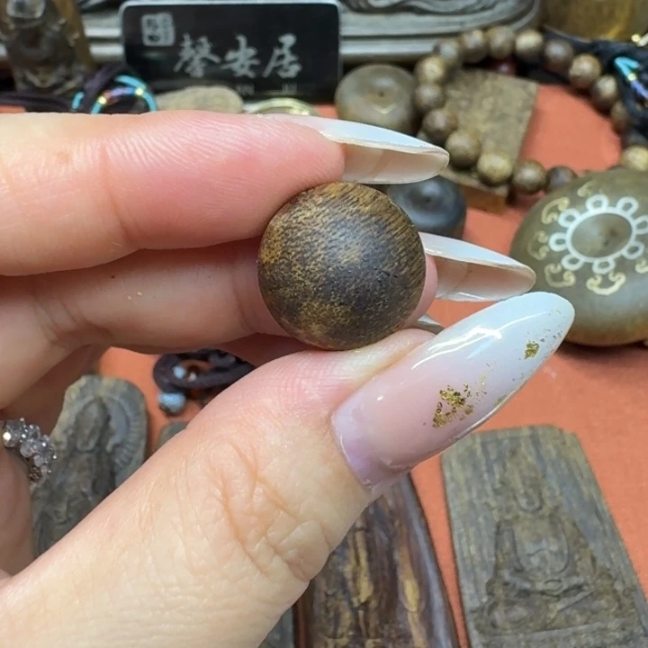 大叶紫檀（黑酸枝木类）