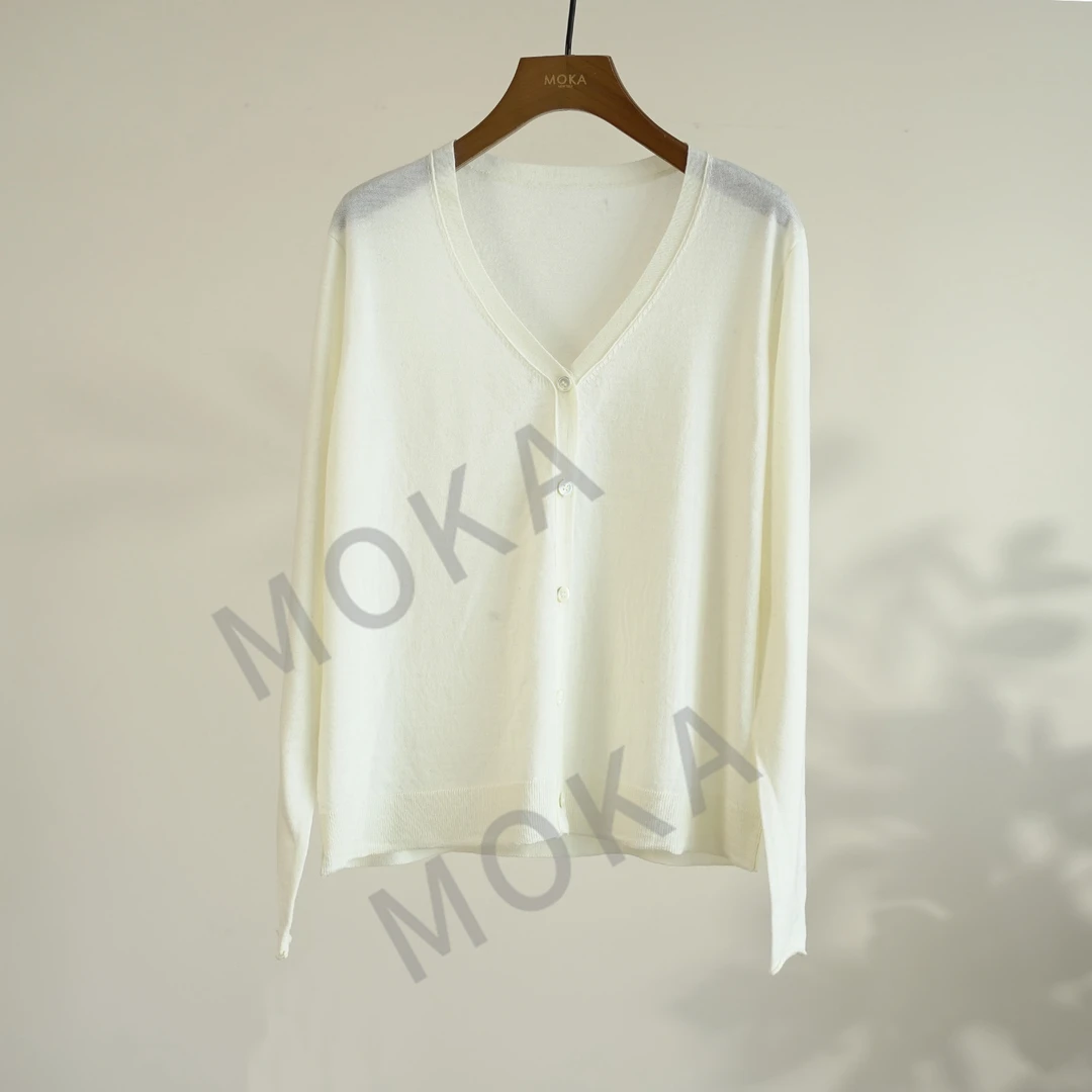 100%羊毛精纺扬子纱60支女士开衫（230045）2011