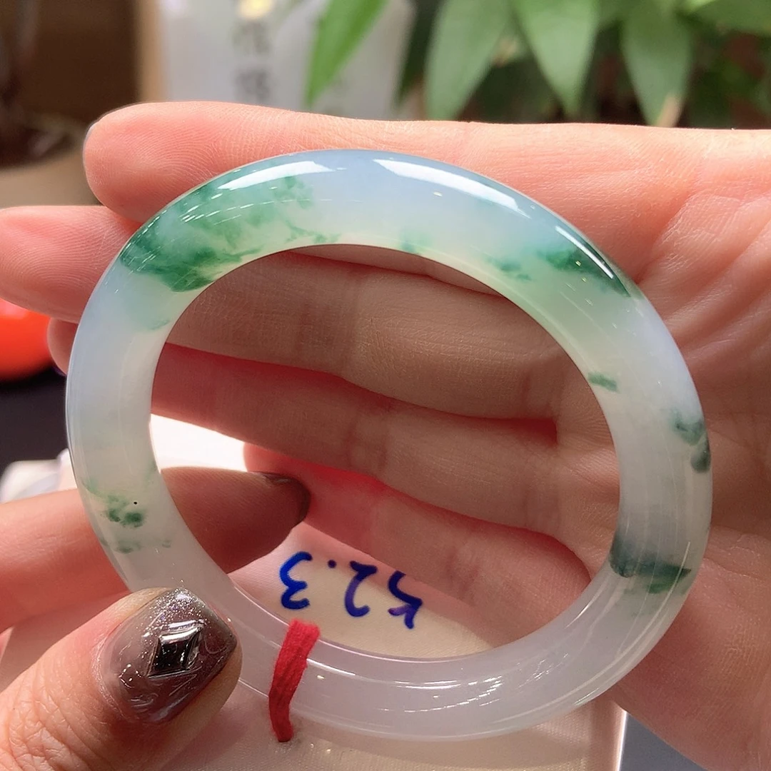 翡翠未镶嵌手镯38