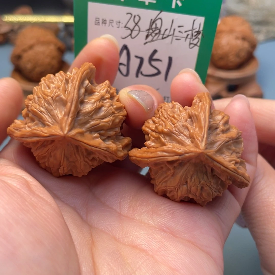 吊坠桃核文玩核桃
