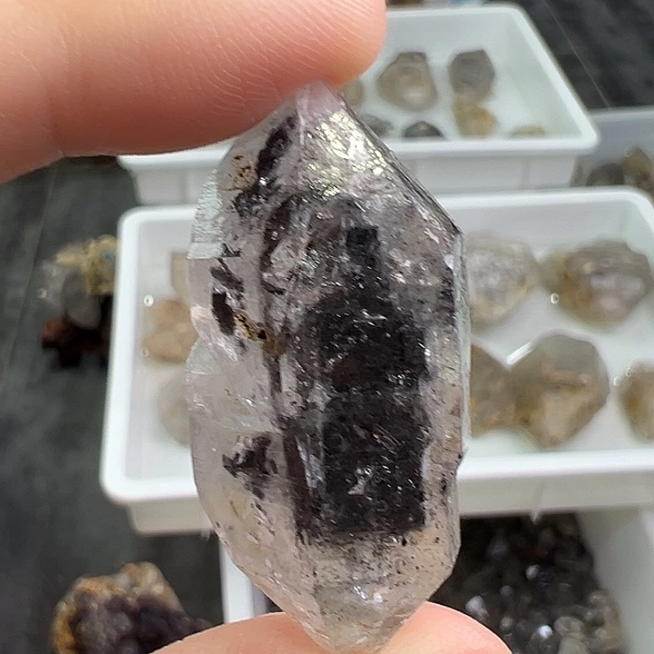 仿水晶磁石L36闪灵