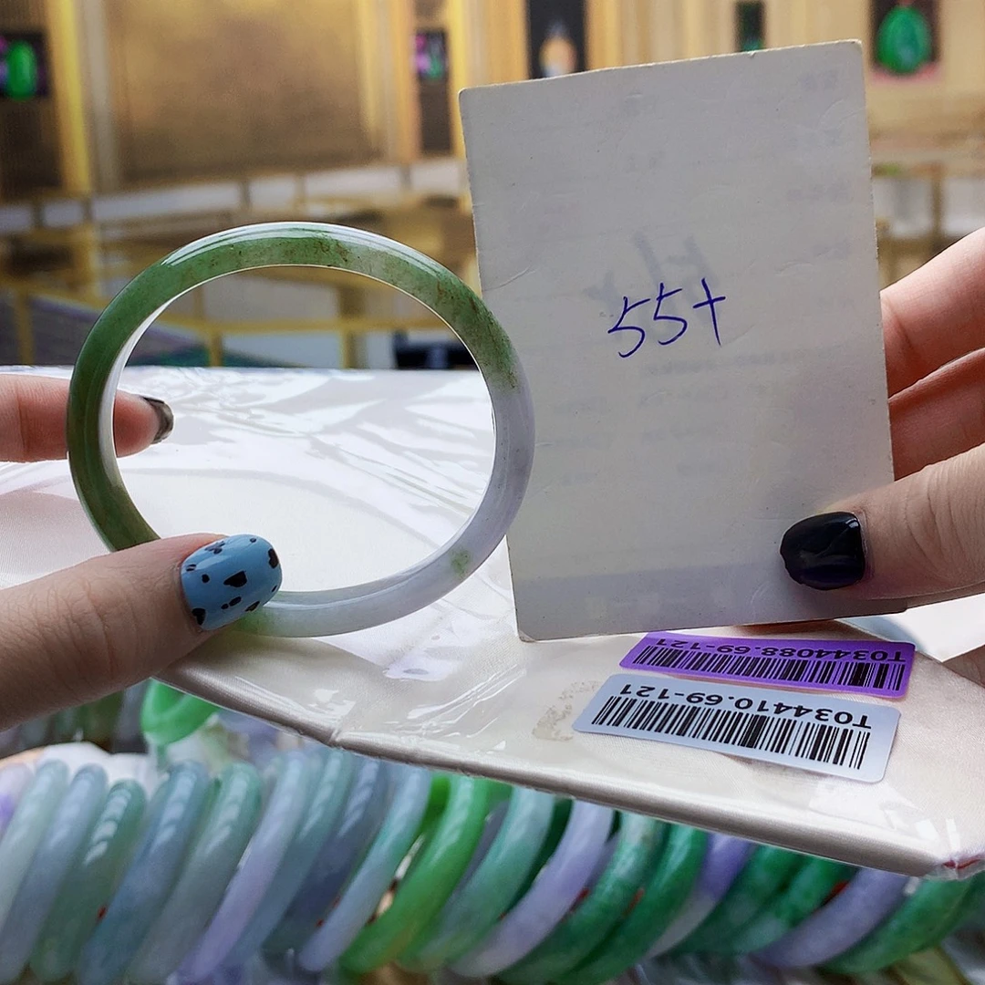 翡翠未镶嵌手镯njj