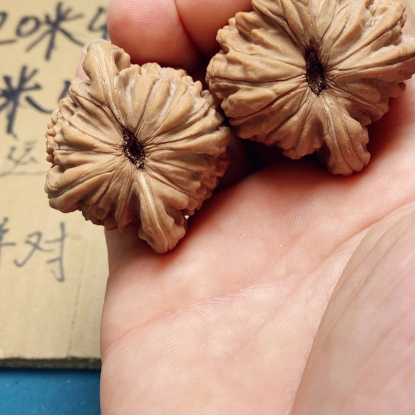 【闪购商品】文玩核桃吊坠鲁*64,64,64