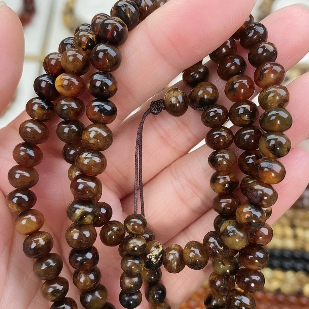 兔***琥珀未镶嵌裸石琥珀7