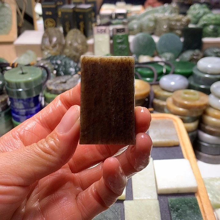 用***2和田玉未镶嵌珠宝半成品