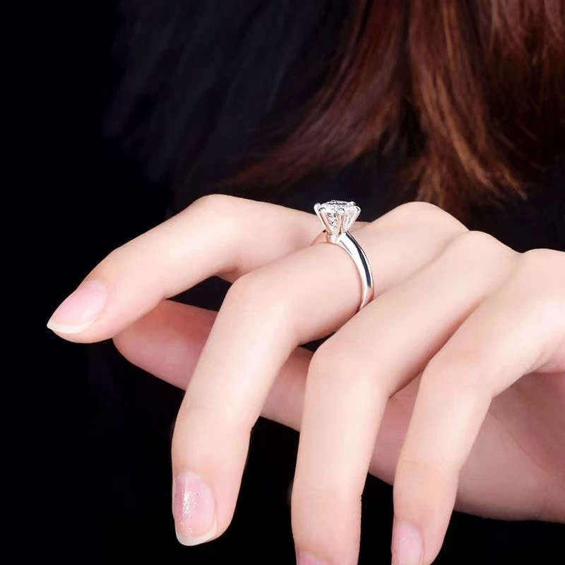 [南非甄选】NFZX私人定制 T家六爪皇冠女戒5.0CT