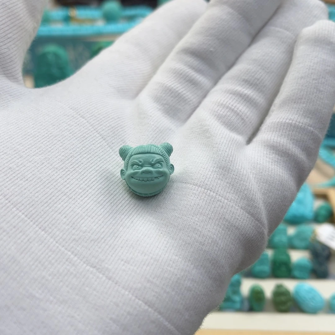 绿松石配饰未镶嵌