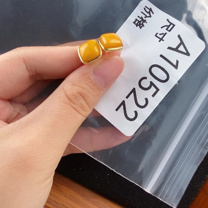 银S925镶嵌蜜蜡珠宝奇石