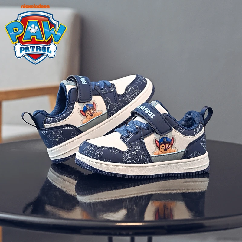 汪汪队童鞋男童运动鞋2025新款春秋冬季皮面防水儿童板鞋小孩鞋子