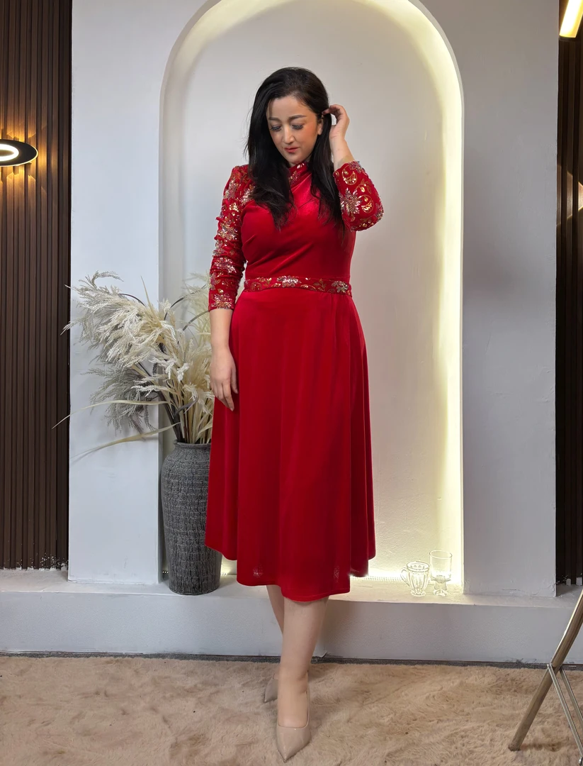 【GLORA原创设计】2418大码连体连衣裙亮片九分袖